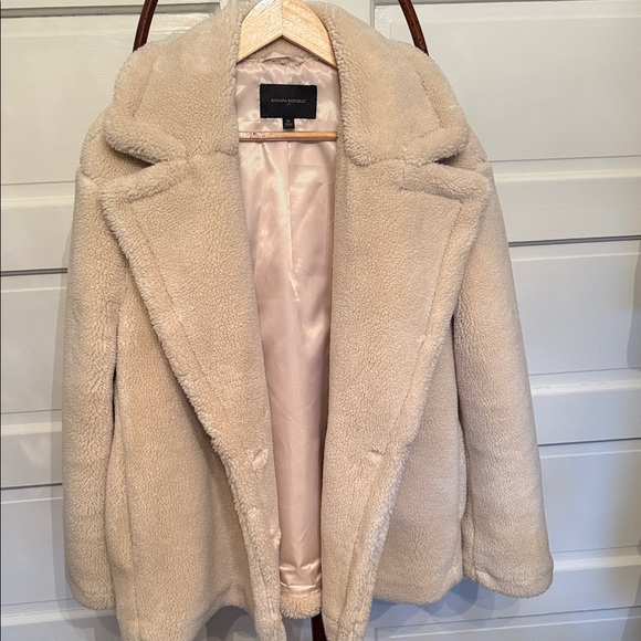 Banana Republic Cream Faux Shearling Teddy Coat Cozy Neutral - Picture 4 of 5